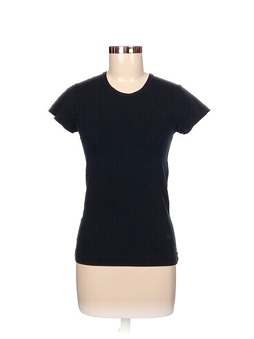 Diğer T-shirt %70 İndirimli.