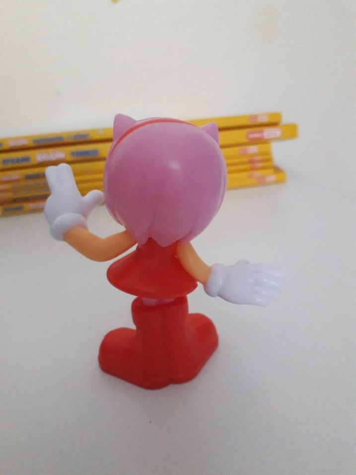 Renkli Pembe Aksiyon Figürü - Görsel 3