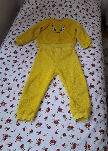 Sarı Triko Kız Eşofman Takımı - Görsel 4