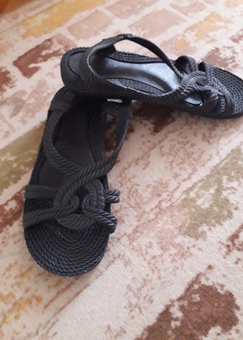 Tokalı Lacivert Dolgu Topuklu Çocuk Sandalet - Görsel 3