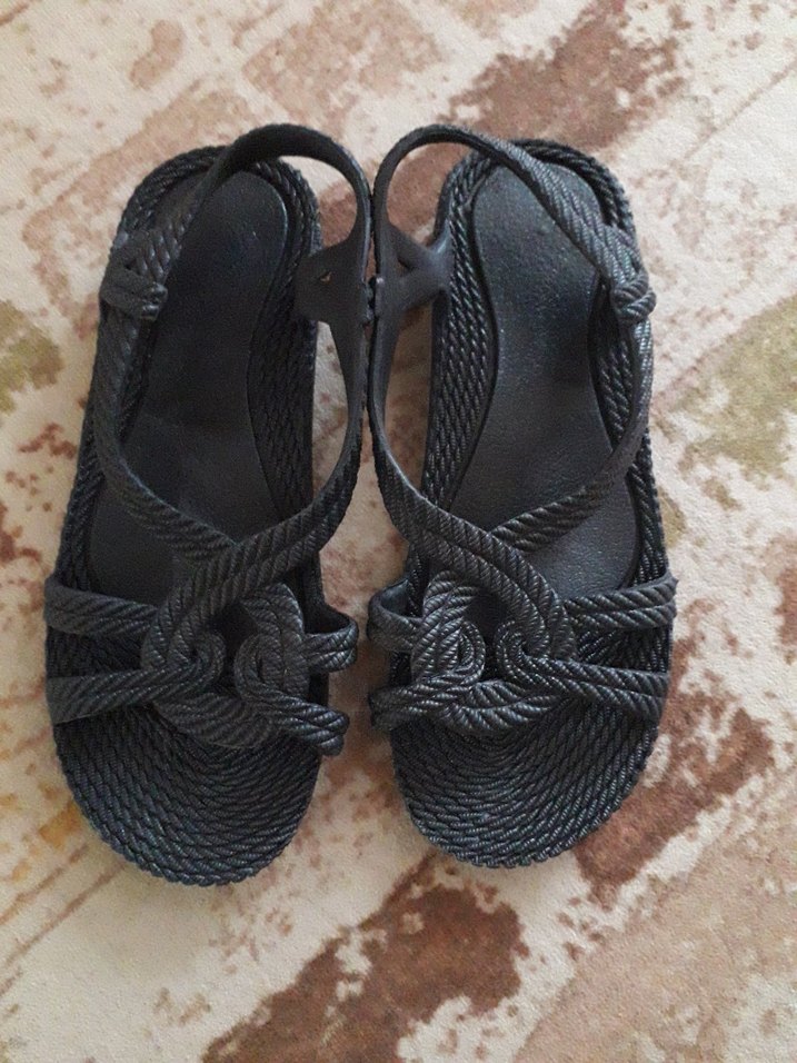 Tokalı Lacivert Dolgu Topuklu Çocuk Sandalet - Görsel 5