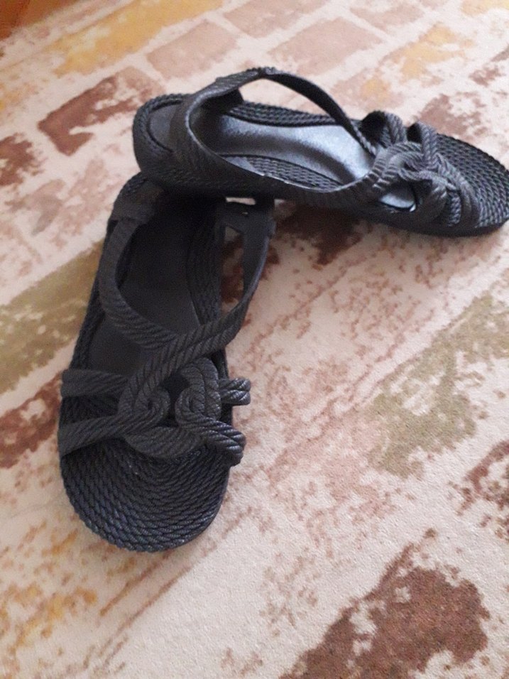 Tokalı Lacivert Dolgu Topuklu Çocuk Sandalet - Görsel 3