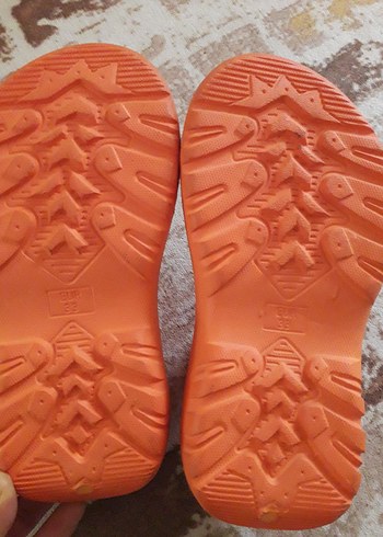 Turuncu Çocuk Dolgu Topuklu Sandalet - Görsel 4