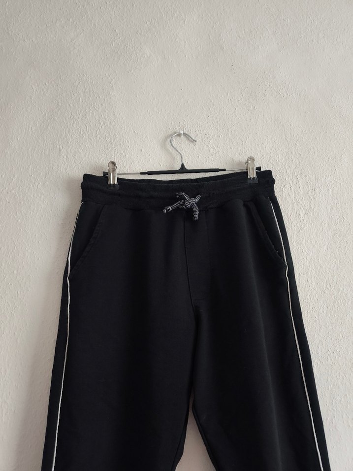 TRENDYOLMAN kenarı çizgili eşofman altı - Görsel 2