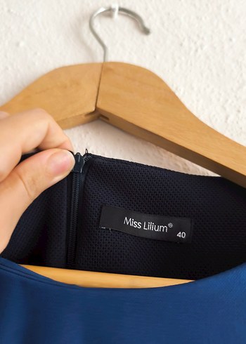 Mavi Siyah Kısa Kollu Midi Elbise - Görsel 7