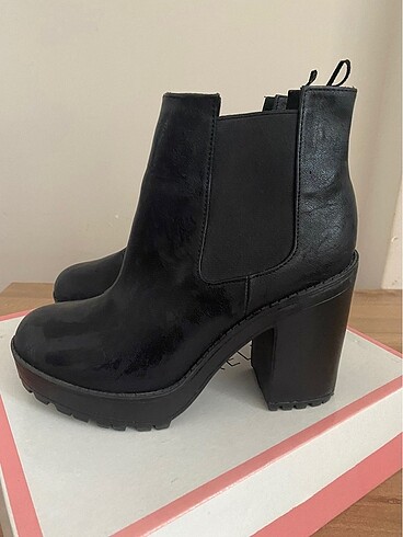 H&M Siyah Bot 38