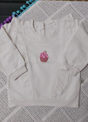 LC Waikiki Bebbek 3 yas sweatshirt