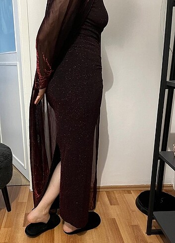 m Beden Bordo parıltılı abiye elbise