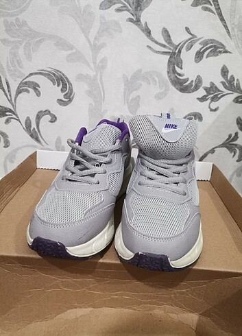 Nike kadın spor ayakkabı  - Görsel 2