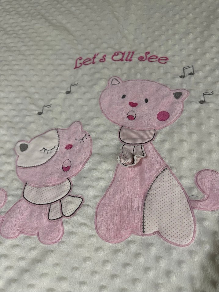 Beyaz Baskılı Çocuk Battaniyesi - Görsel 3