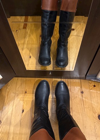 Burberry 38