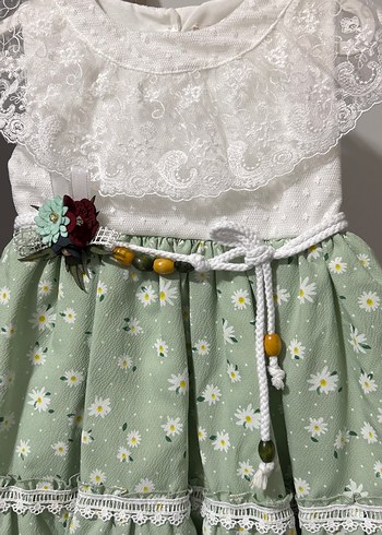 Çiçek Desenli Dantel Detaylı Kız Elbisesi - Görsel 3