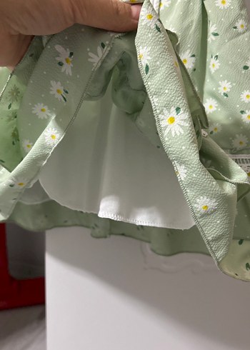 Çiçek Desenli Dantel Detaylı Kız Elbisesi - Görsel 4