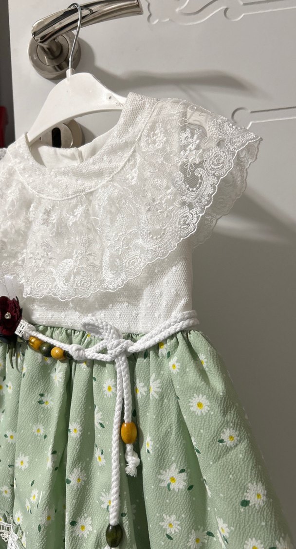 Çiçek Desenli Dantel Detaylı Kız Elbisesi - Görsel 5