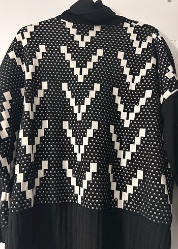 Siyah Desenli Uzun Örme Triko Elbise - Görsel 2