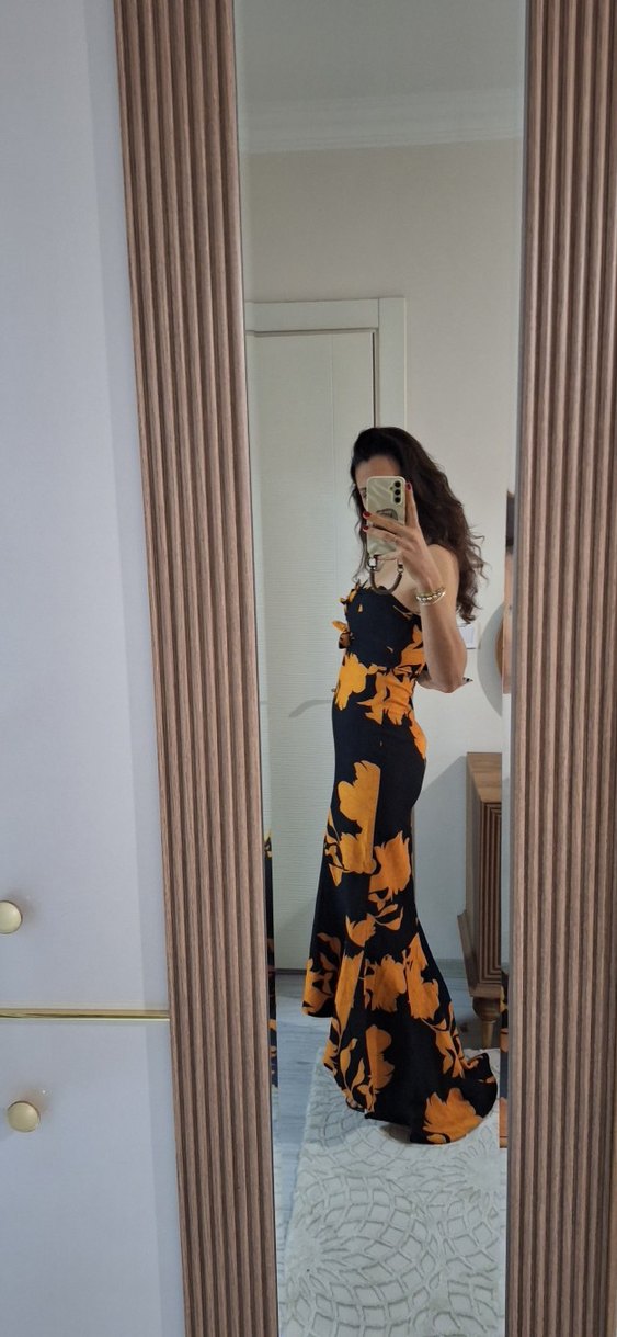 Sarı Siyah Straplez Uzun Elbise - Görsel 2