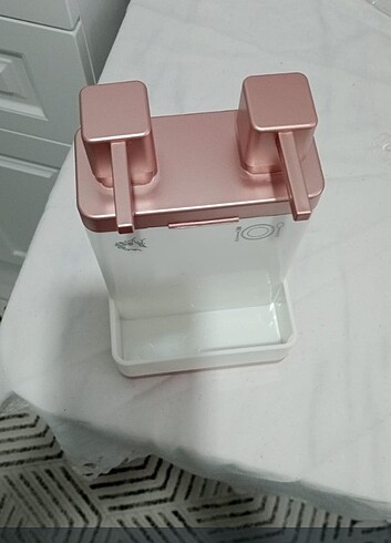 Sıvı sabunluk ikili