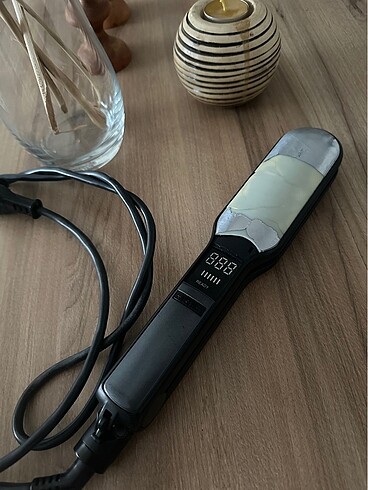 Philips Saç Düzleştirici Salonstraight Pro XL HP4667/00