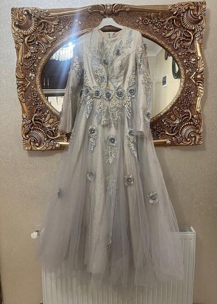 Armine marka iki defa  giyindi  - Görsel 2