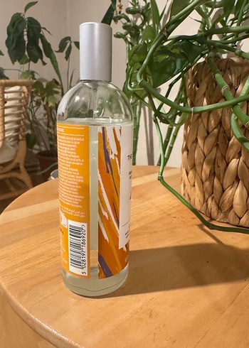 The Body Shop Wild Jasmine Kadın vücut spreyi 100 ml - Görsel 2