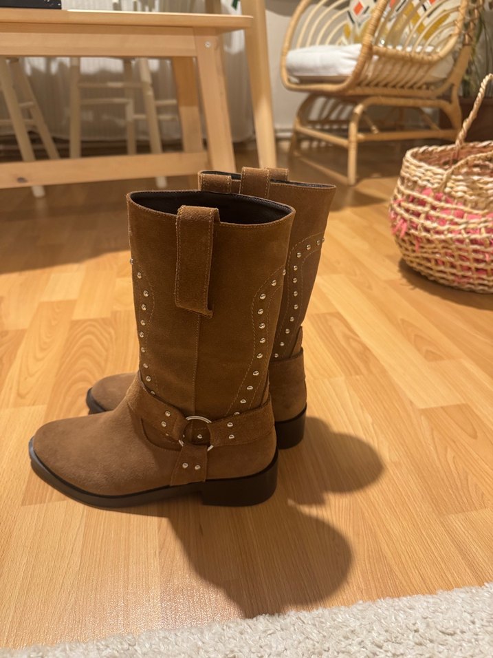 Camel Süet Troklu Hakiki Deri Kadın Bot - Görsel 3