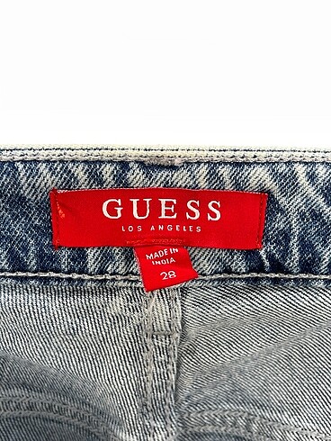28 Beden mavi Renk Guess Jean / Kot %70 İndirimli.