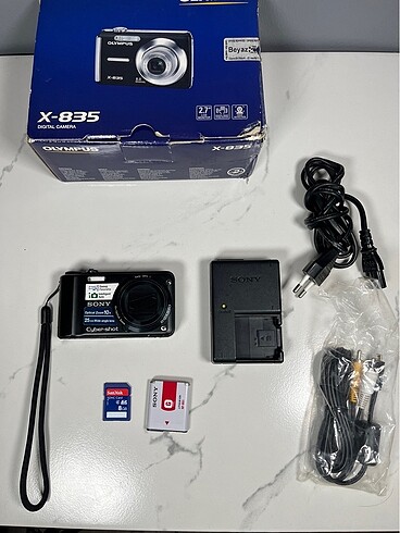 SONY CYBER-SHOT DSC-H55 DİJİTAL KOMPAKT FOTOĞRAF MAKİNESİ