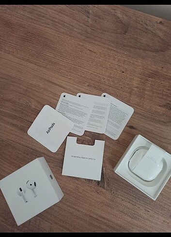 Airpods kulaklık
