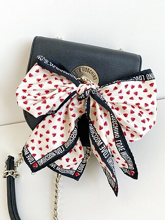 Love moschino çanta