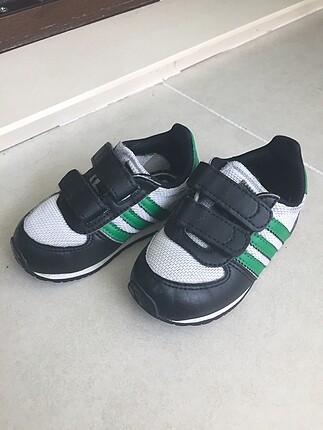 Adidas 20 numara bebek ayakkabısı