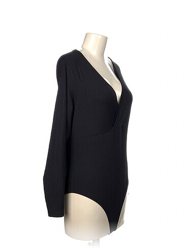 H&M H&M Bluz %70 İndirimli.