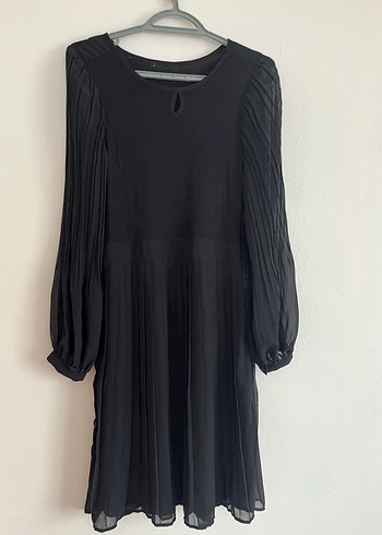 Uzun Kollu Pilili Midi Siyah Elbise - Görsel 4