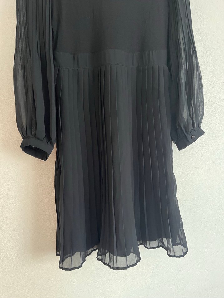 Uzun Kollu Pilili Midi Siyah Elbise - Görsel 3