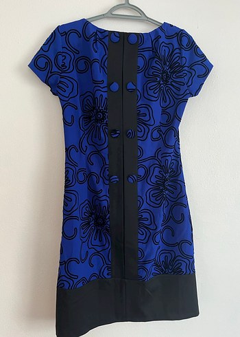 Kısa Kollu Mavi Baskılı Elbise - Görsel 3
