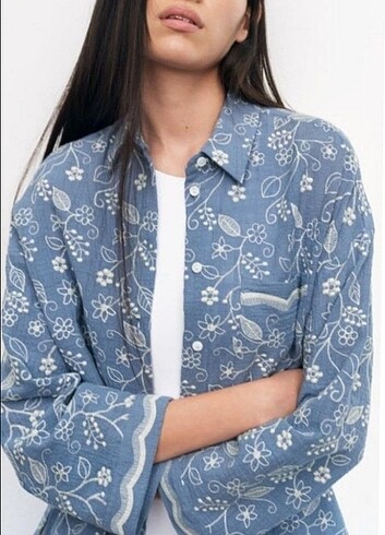 Zara Zara marka etiketli fistolu indigo mavi gömlek