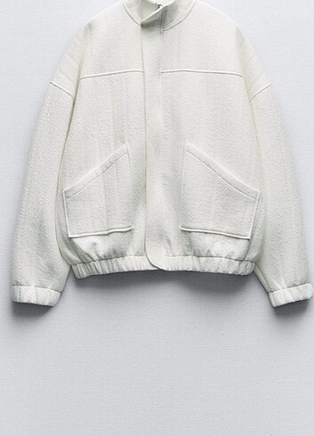 Zara XS-S etiketli dokulu beyaz bomber ceket 