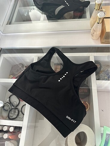 Nike Nıke crop