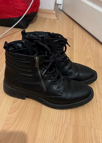 Erkek bot - Görsel 2