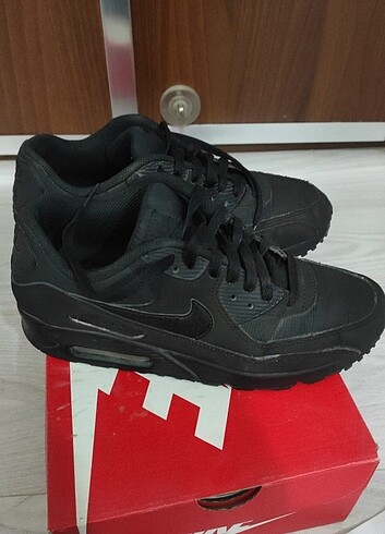 40 Beden siyah Renk Nike spor ayakkabı