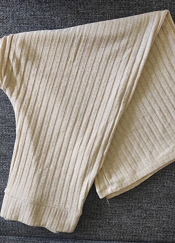 Stradivarius Pantolon 