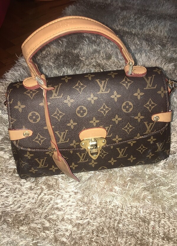 Marka model çanta şık ve tarz - Görsel 2