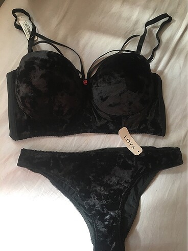 Marka sıfır  kadife iç çamaşır takımı - Görsel 3