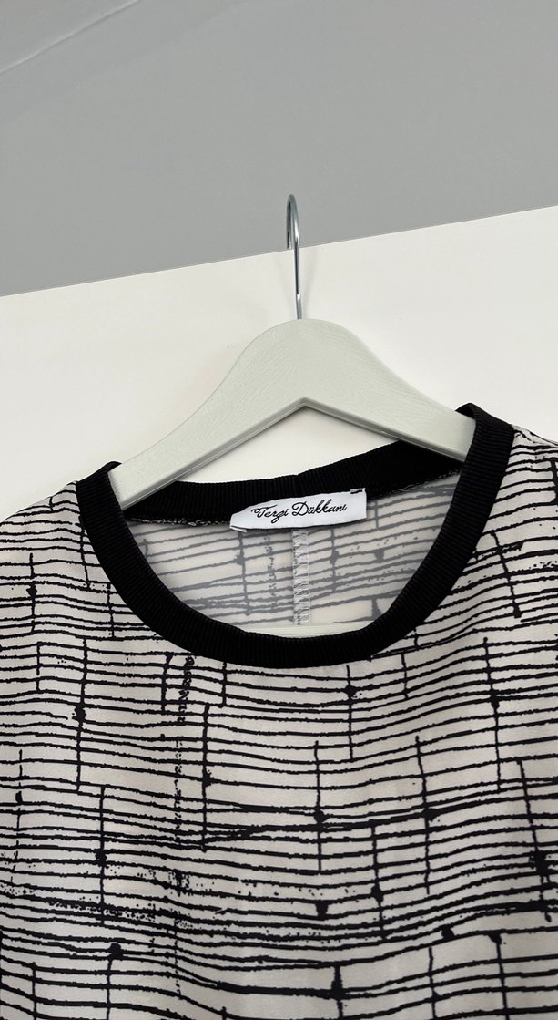 Gri Baskılı Kadın Uzun Tunik - Görsel 2