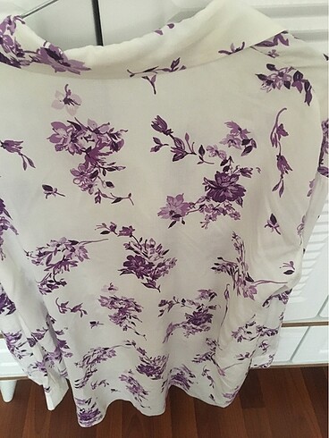 Çiçek desenli gömlek - Görsel 4