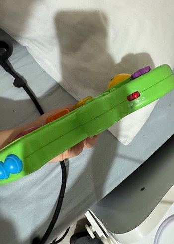 Fisher Price Renkli Yeşil Eğitici sesli Oyuncak