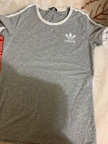 Adidas tişört