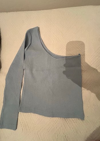 Bebe mavisi Asimetrik Uzun Kollu Crop Top