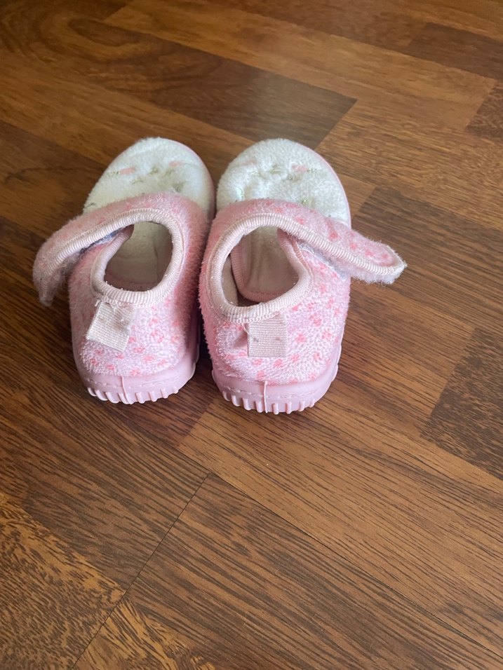 Kız Çocuk Pembe Nakışlı Sıcak Terlik - Görsel 2