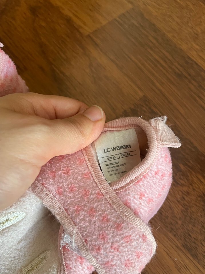 Kız Çocuk Pembe Nakışlı Sıcak Terlik - Görsel 4