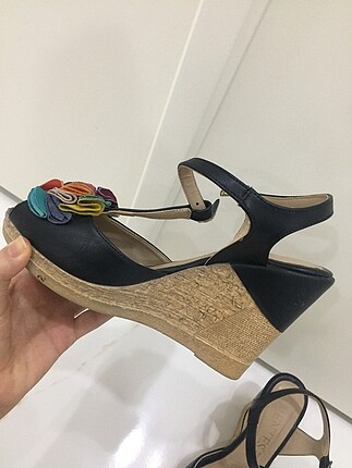 37 Beden Mango değildir